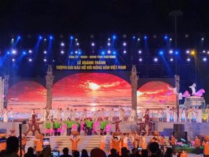 Khánh thành Tượng đài Bác Hồ tại thái bình 1