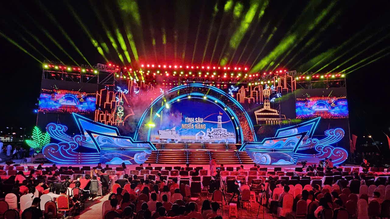 Chương trình Kỷ niệm 70 năm tập kết ra Bắc Chủ đề Tình Sâu Nghĩa Nặng