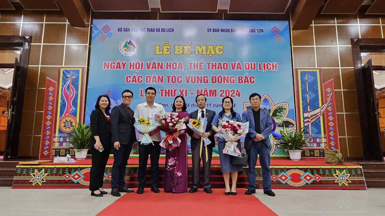 ca nhạc nghệ thuật chương trình sầu riêng