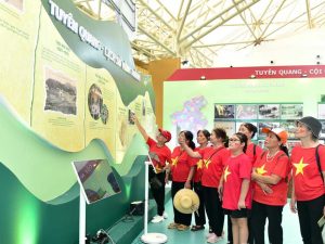 Triển Lãm Thành tựu 80 năm Tuyên Quang 2