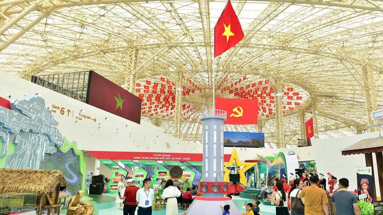 Triển Lãm Thành tựu 80 năm Tuyên Quang 7