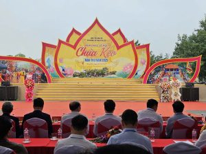 Truyền Thông Rồng Việt Khai mạc Lễ Hội Chùa Keo 9